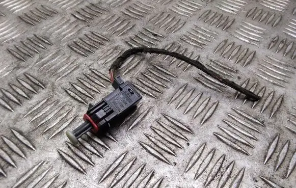 Opel Zafira B Brake pedal sensor switch 55701895 869619858
