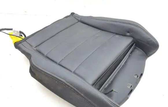 BMW 2 Active Tourer U06 Front passenger seat console base