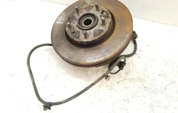 KIA Magentis Front wheel hub spindle knuckle