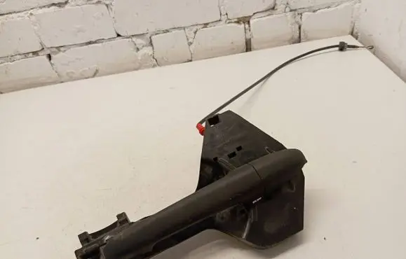 Rear door exterior handle