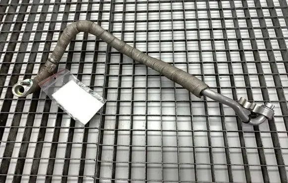 Ford Mustang V Air conditioning (A/C) pipe/hose 