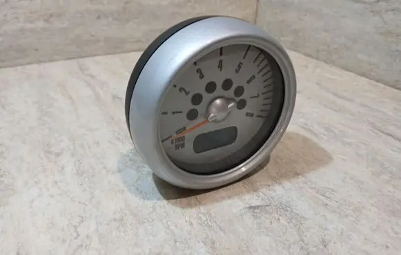 Mini One - Cooper R50 - 53 Speedometer (instrument cluster) 62116913667