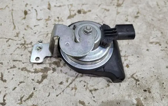 Mercedes-Benz C W205 Horn signal A2055421420 6033FB2690 0080402013
