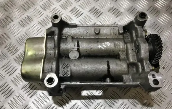 KIA Magentis Oil pump 