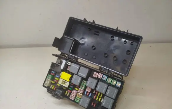 Chrysler Town u0026 Country V Fuse box set 56049720AT