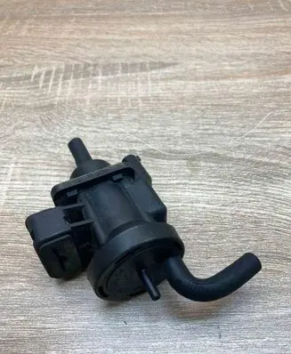 Mercedes-Benz S W220 Turbo solenoid valve A0005450427 4715396