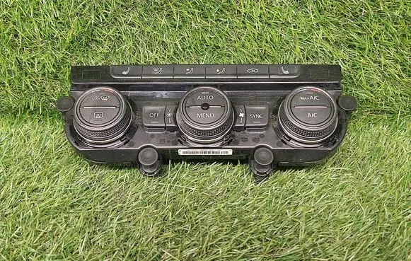 Volkswagen Jetta USA Climate control unit 5GM907044M 5HB01365021