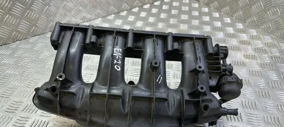 Audi A5 8T 8F Intake manifold 06H133185AE