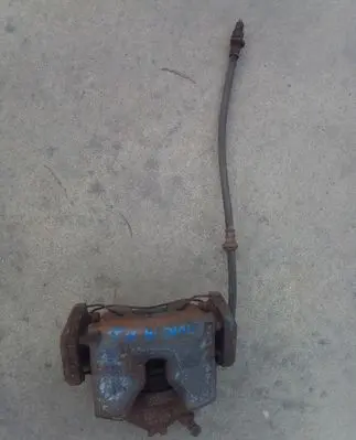 Honda Civic IX Front brake caliper