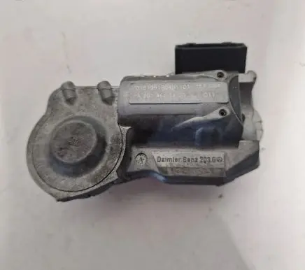 Mercedes-Benz E W211 Steering wheel lock A2034621130 1592004 704879919001101