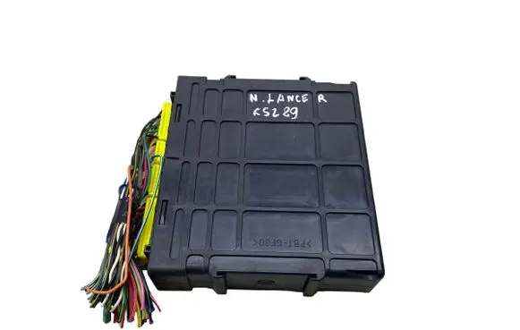 Mitsubishi Lancer Comfort/convenience module 1860A318 E6T41779H K5289