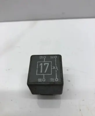 Audi A4 S4 B8 8K Other relay 171937503A 11011000