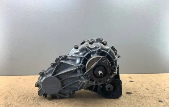 BMW X5 E53 Gearbox transfer box case 7504568 27107504568