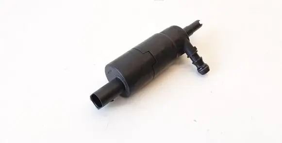 BMW X5 E53 Headlight washer pump 8377430