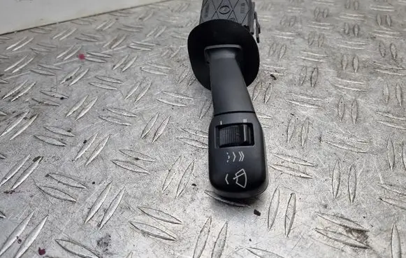 BMW 5 E39 Wiper control stalk 8360879