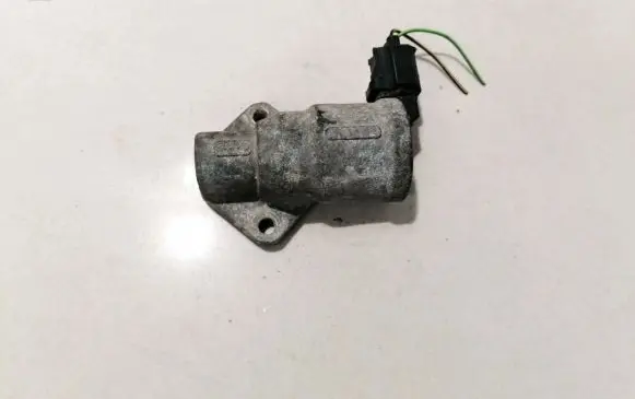 Ford Focus Idle control valve (regulator) ys4e9f715ab ys4e-9f715-ab