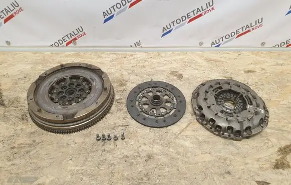 BMW 2 F22 F23 Clutch set kit 8605488 21218605488 7614325