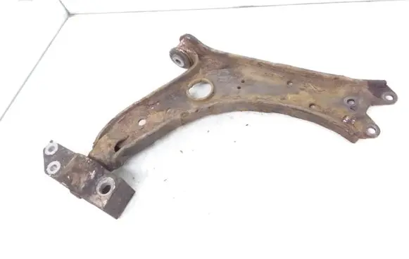 Volkswagen Golf V Front lower control arm/wishbone