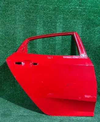Honda Civic X Rear door