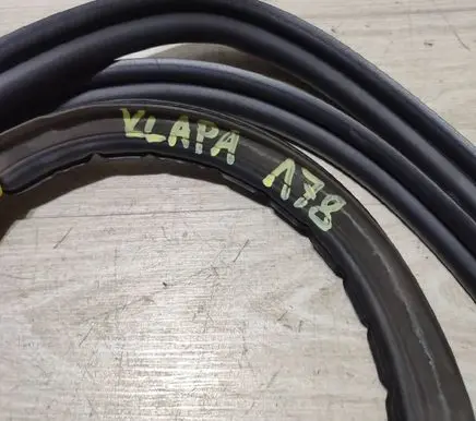 Mercedes-Benz CLA C117 X117 W117 Trunk rubber seal (body)