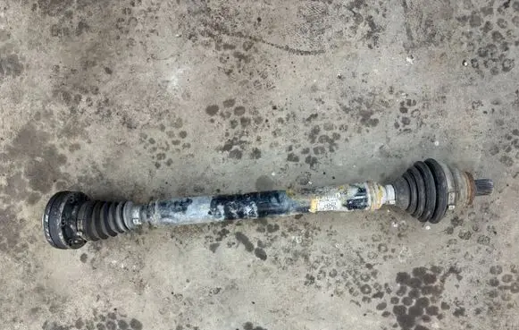 Volkswagen Golf VI Front driveshaft 1K0407272RP