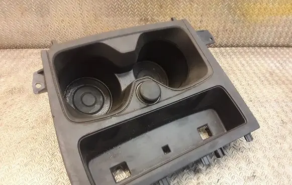 BMW 2 F22 F23 Cup holder 9207321