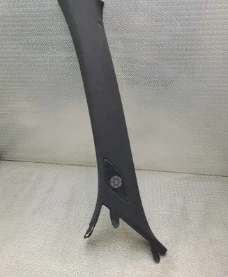 Volvo XC40 (A) pillar trim 31322529