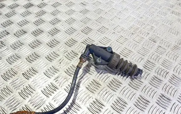 Clutch slave cylinder
