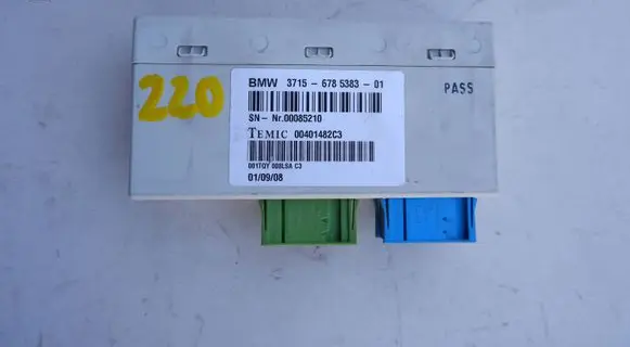 BMW X6 E71 Air suspension control unit module (rear) 6785383 0040148203 00085210