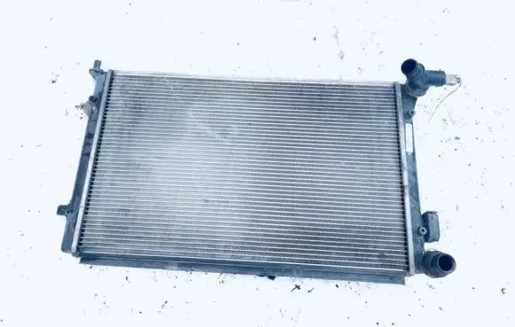 Volkswagen Golf V Coolant radiator 1k0121251br