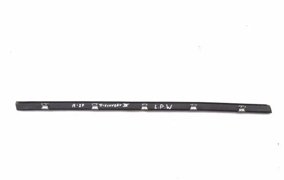 Land Rover Discovery 3 - LR3 Front door windshield rail 