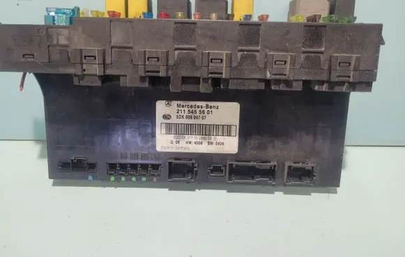 Mercedes-Benz E W211 SAM control unit 2115455601
