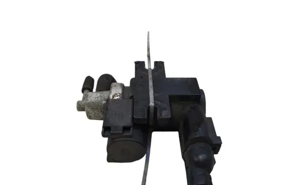 Audi A6 S6 C6 4F Turbo solenoid valve 8E0906622