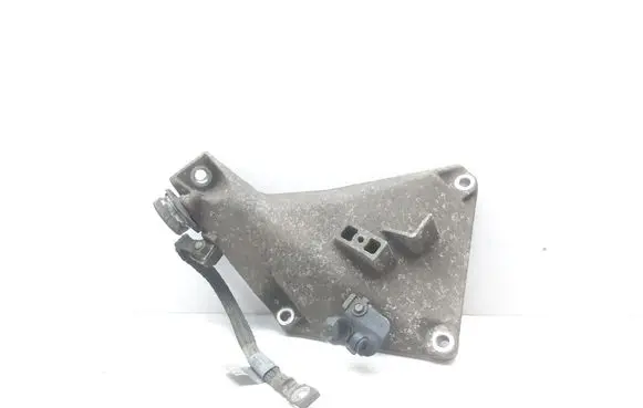 BMW 3 E90 E91 Engine mounting bracket 6760311 22116760311