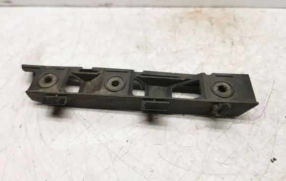 Volkswagen PASSAT B6 Front bumper mounting bracket 3C0807183