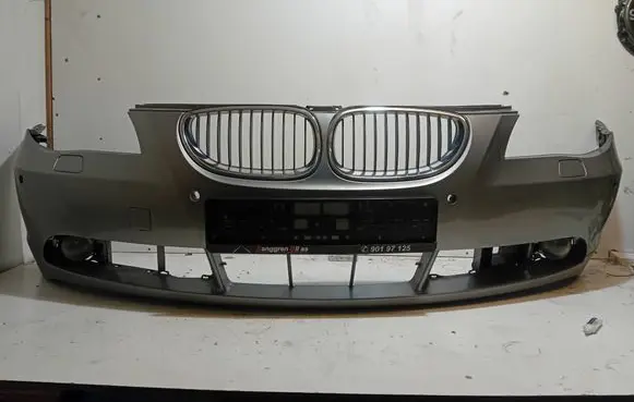 BMW 5 E60 E61 Front bumper 7033694 11460915