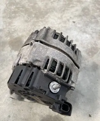 BMW 6 F06 Gran coupe Generator/alternator 8570672 FG23S059 2613704D