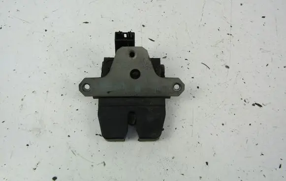 Ford Mondeo MK IV Tailgate/trunk/boot lock/catch/latch 8M51R442A66E