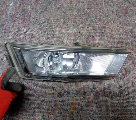 Skoda Rapid (NH) Front fog light 5JA941700 7191100001