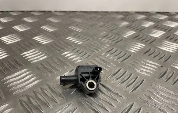 BMW X5 F15 Airbag deployment crash/impact sensor 9224177