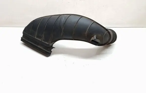 BMW X5 E70 Air intake duct part 7812264 13717812264