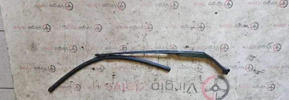 Citroen C5 Front wiper blade arm 9682797680