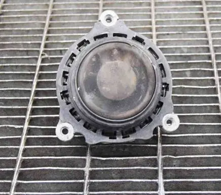 BMW 3 GT F34 Engine mount bracket 6787658