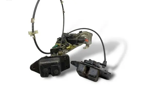 Jeep Grand Cherokee (WJ) Tailgate/trunk/boot lock/catch/latch L74200 B558
