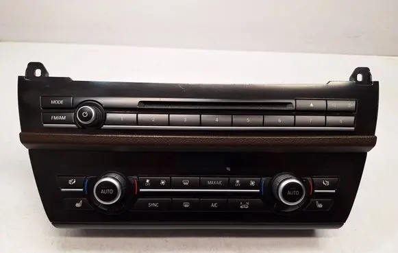 BMW 5 F10 F11 Climate control unit 9331832 61319328425