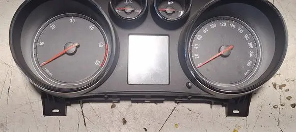 Opel Insignia A Speedometer (instrument cluster) 13333344 10071094803 365903926