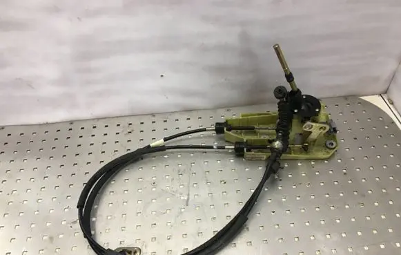 Volvo S80 Gear shifter/selector 8028100061