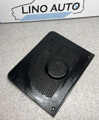 BMW 5 E60 E61 Subwoofer grill/trim 6976960