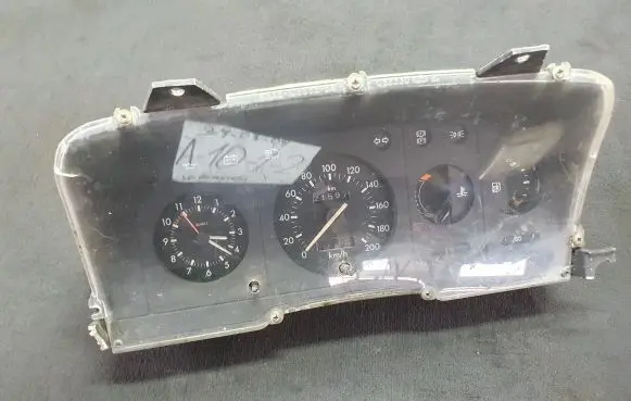 Ford Escort Speedometer (instrument cluster) 86AB10841BC 062330 86AB10841B
