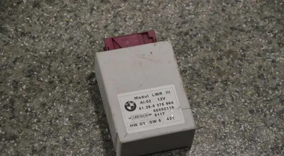 BMW 5 E39 Other control units/modules 61358375964 55892110 5117